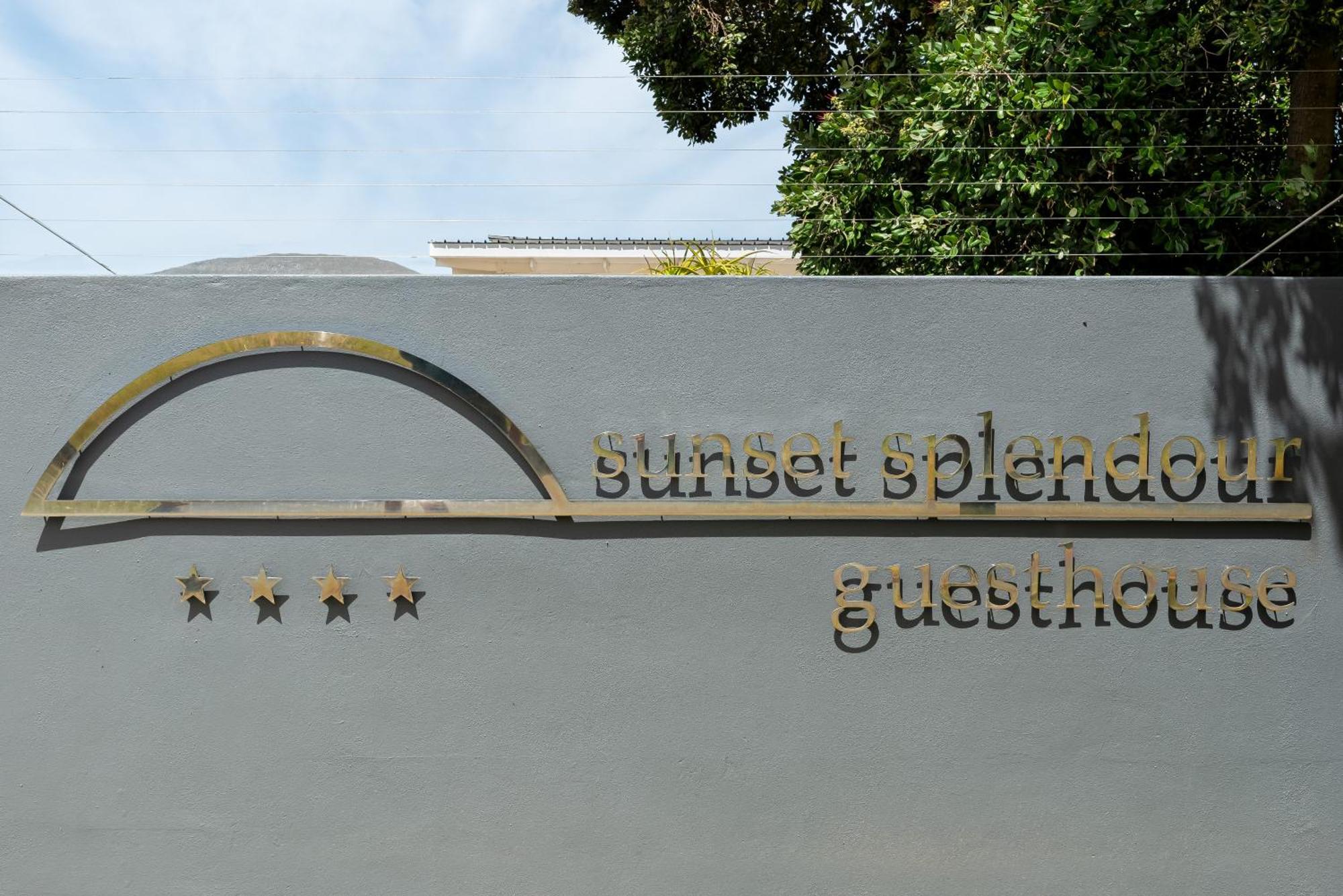 Sunset Splendour Guesthouse ヌールトフック エクステリア 写真